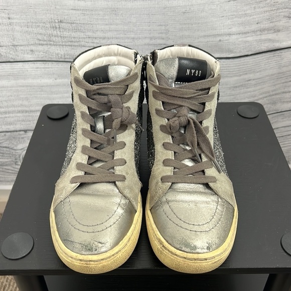 Steve Madden Golden Goose Knock off - Picture 3 of 7